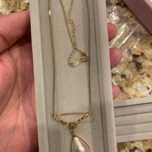 Solid 18k yellow gold mabe pearl and emerald necklace - Picture 2 of 8